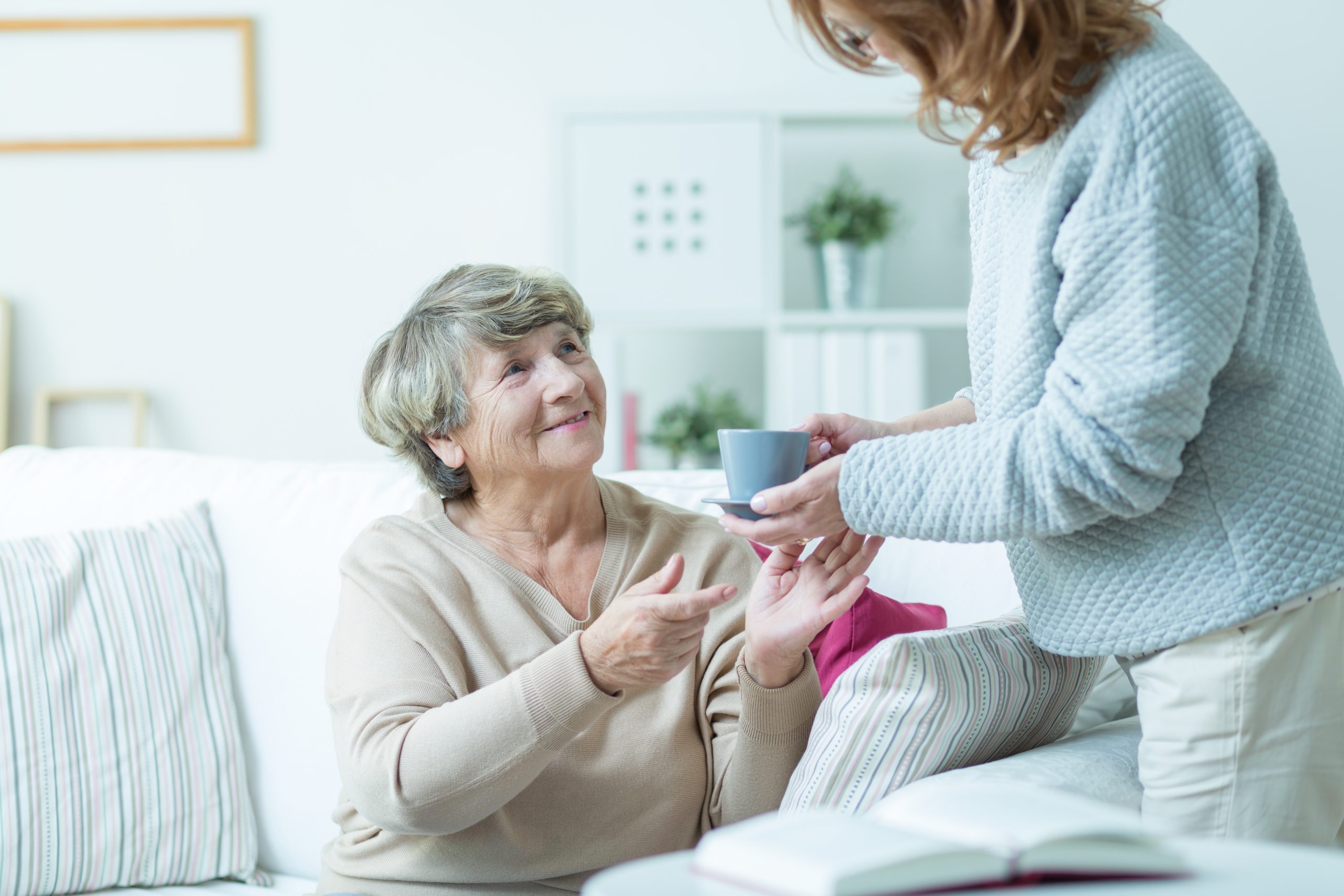 A peaceful home setting in West Sussex with tailored in-home care support for dementia patients.
